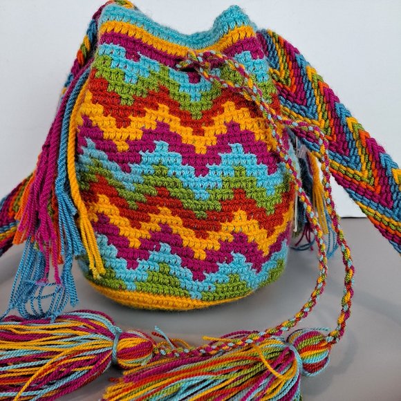 NWT Hand-Crafted Mini Boho Bermuda Bag Rainbow Colors - Picture 5 of 6